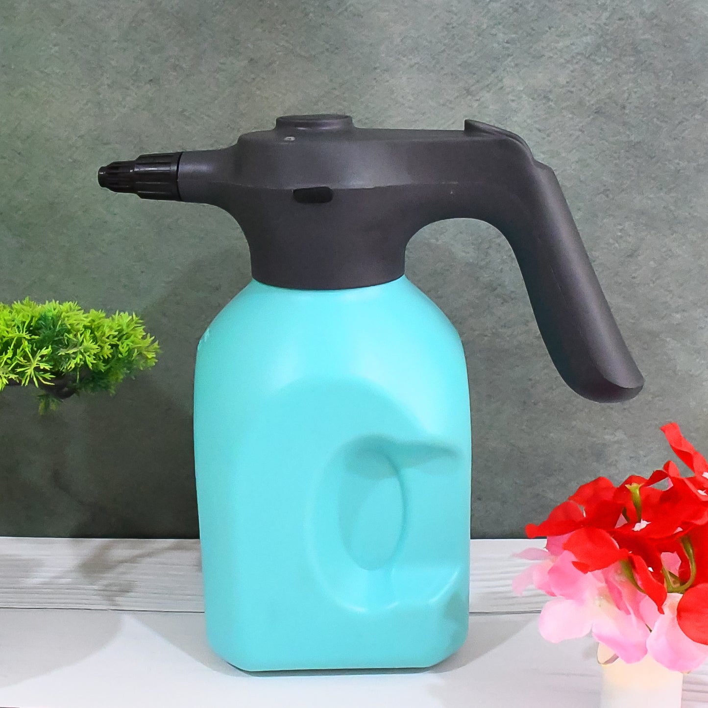 Electric Spray Bottle Garden Sprayer Automatic Watering Can (1pc  2ltr.)